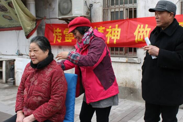 �������������Ͻ�ͷ�����׷澫��