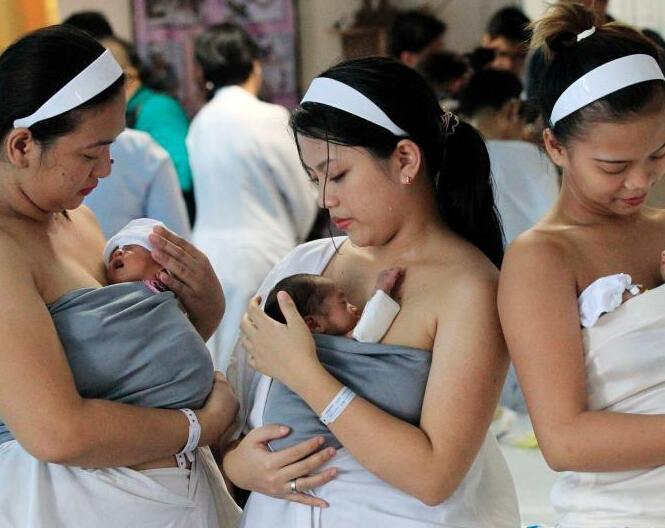 ���ɱ���������Ӥ���״μ����Ӵ� ����ĸ��ι����