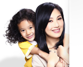 《可爱的你》“依偎“海报 杨千嬅古天乐享亲子时光”