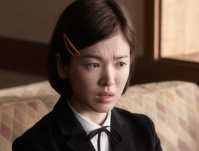 《扑通扑通》曝人物海报 宋慧乔或出席中国首映礼”