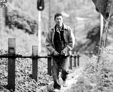 3月影市, 看“穷爸爸”们 如何致富?(图)”