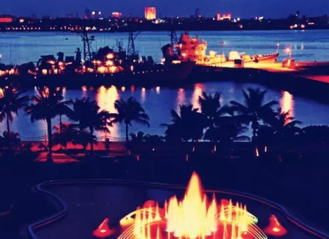 ������Ψ��ҹ�����ع⣺��ҹ���뵽�����ͻ��ơ�