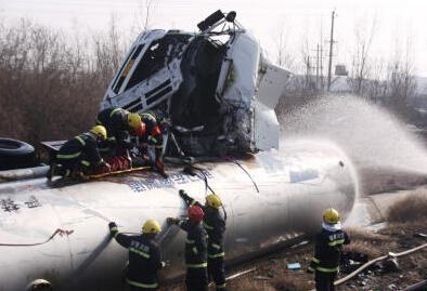 �½�һҺ����Ȼ���۹޳��෭��