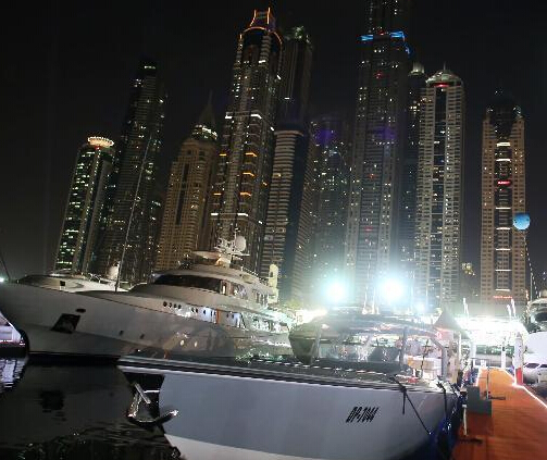 迪拜国际游艇俱乐部豪华游艇秀”