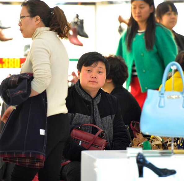 ���˸�Ů�� ���˲����ɡ�