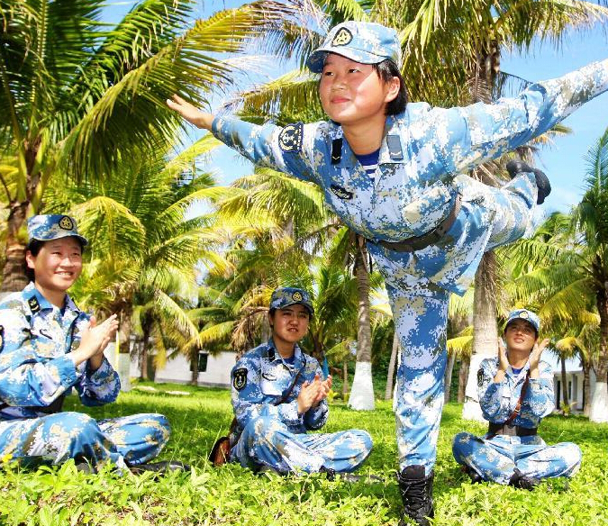 ����Ů������ɳ��