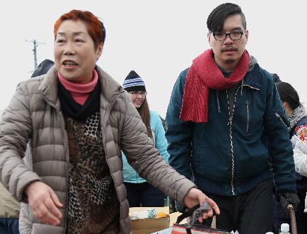 国际志愿者援助福岛灾民”
