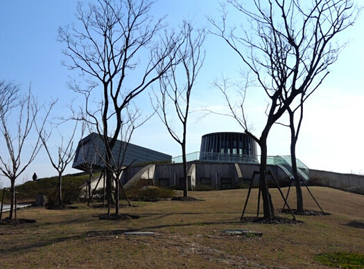 �Ϻ��ֶ����˹��𶴰칫�ҡ�����յ���ů������