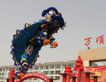 ����ũ��ˣ���Ť����ӭ������Ԫ���ڡ�