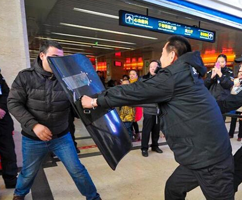 ��³ľ����Ա�ܼ�������ǿ����������ѵ��