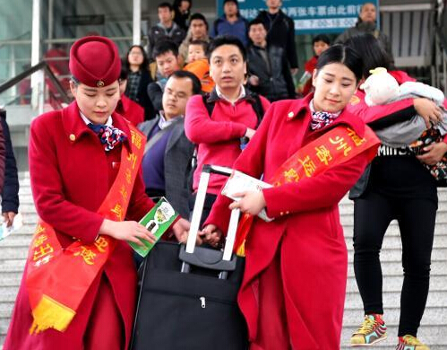 海西动姐开展志愿服务”