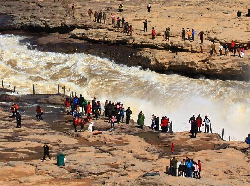 ��ѩ�ڻ��ĺ����ٲ�ӭ����������