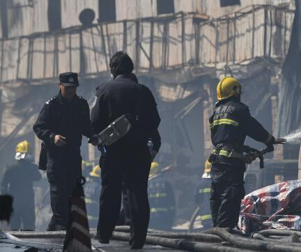 ����һ��ó����ͻ������ ����9������10�����ˡ�