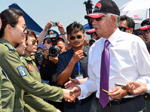 �վ��߻���Ů����Ա�ݼ�-10ս���������㡱