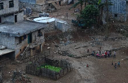 瑶山蹲点影像日记——弄勇村的晚会”