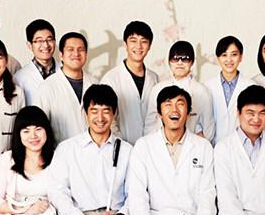 《推拿》获亚洲电影最佳影片 制片人吴毅致谢”