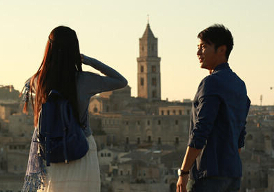 《咱们结婚吧》将映李晨意大利唯美剧照如大片”