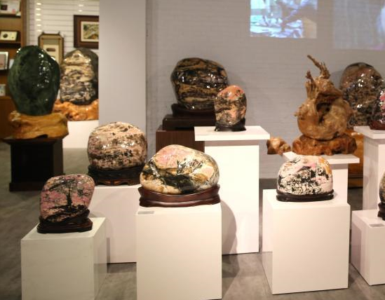 探访台湾花莲玫瑰石艺术馆”