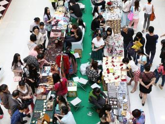 �ɶ�����С�����������ڹ��ﳱ��