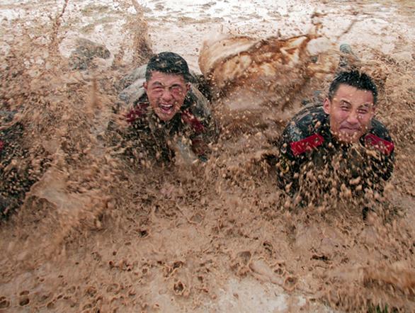 �侯��ս��Ա��̶�����ø񶷡�