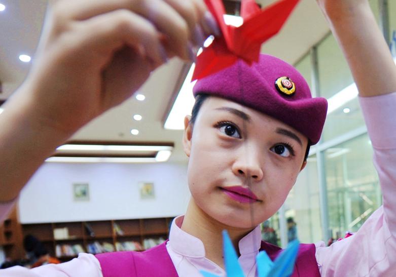 �ջ�ǧֽ�׼������� �߽�����˫�������ᡱ