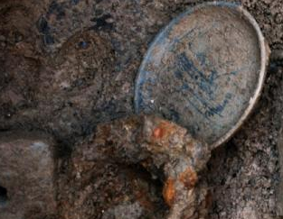 河北献县发现一座反映唐代人富足生活的古墓”