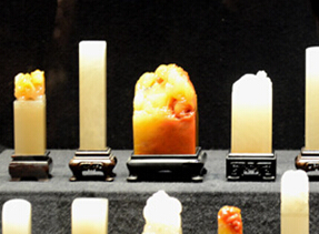 “石中贵妃”寿山荔枝冻石系列印章精品受青睐”