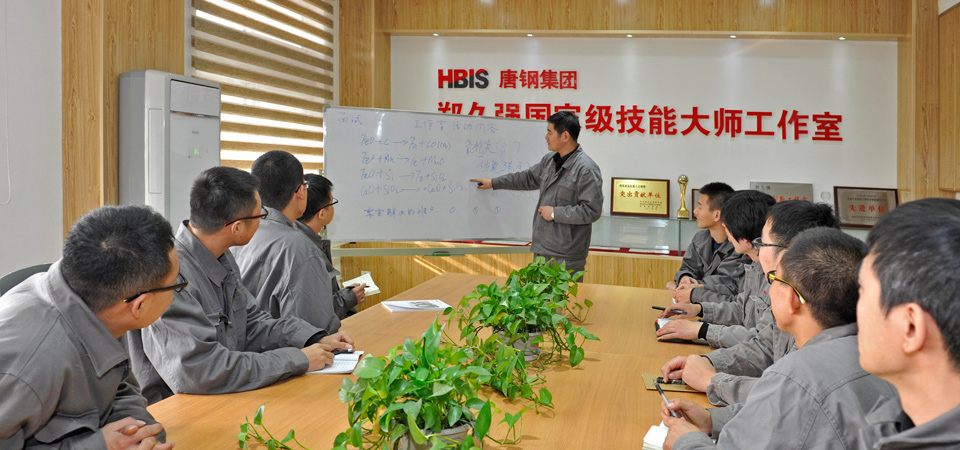 ֣��ǿ�Ⱥ��ȫ����һ�Ͷ����¡��й��������Ľ��¡��л����ܴ󽱡�ȫ���������ֵȳƺ�