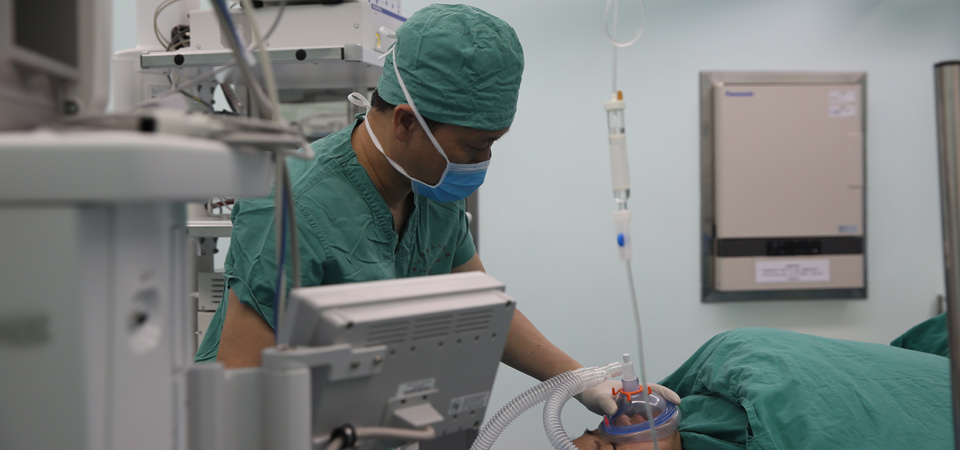 ���������еڶ�����ҽԺҽ����������ҽʦ����ʤ