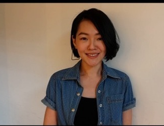 小S做公益为盲童读唐诗笑场 粉丝赞其有喜感”