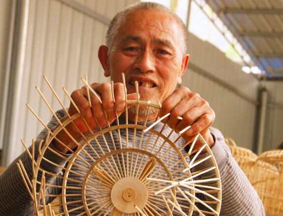 ���������������塱�ٻ��˼ҡ���֯����ǧ��Ԫ��ҵ��