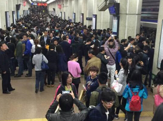 ��������2�����źŹ��� �����˿�����վ�ڡ�