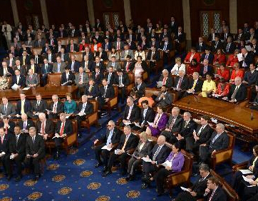 安倍在美国国会演讲拒就历史问题道歉招致美国议员抨击”