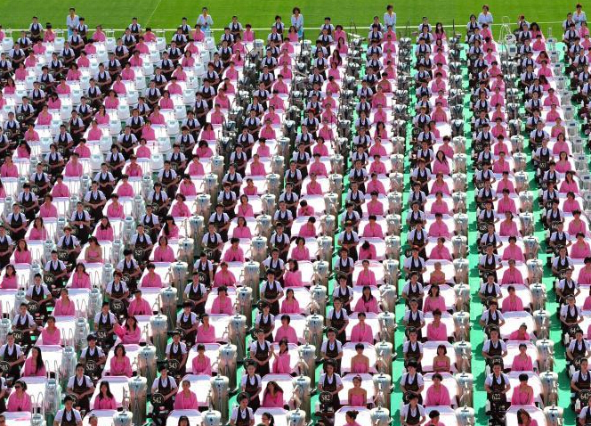 ����ǧ��¶�촩ԡ�������� ���켪��˹�¼�¼��