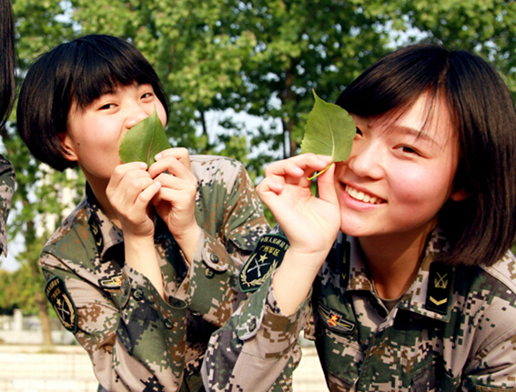 ���н��ģ���ž�Ů������д�桱