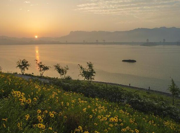 ��Ͽˮ��ˮλ������160������ ΪѴ�ڿ�����׼����