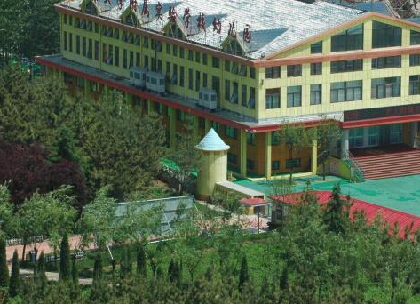 豪华幼儿园现山东滨州公共绿地”