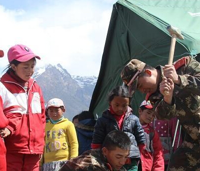 ���ؼ�¡������ѧУ����Ǩ�ǡ�