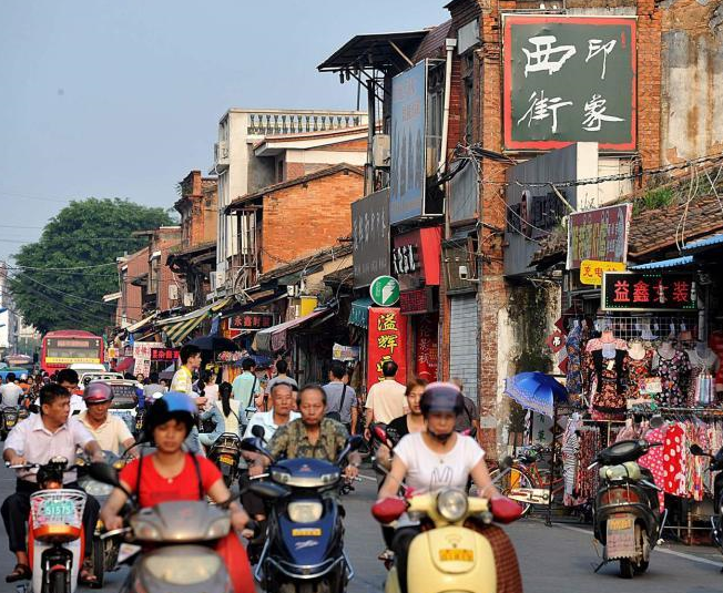 探访福建泉州千年古街——西街”