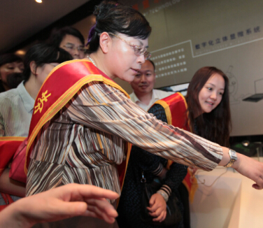 �Ͼ����ܹ�����֯������ģ���Ͼ����衱