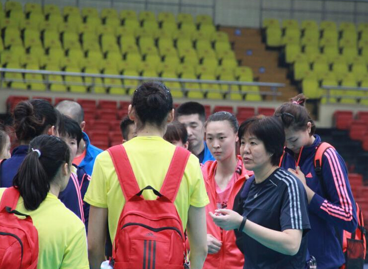 ��ƽ���й�Ů�ŵֽ� ����ѵ����ս�ǽ�����