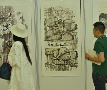 ���ٷ����������黭��Ʒ�ɶ�չ��չ����֮�硱