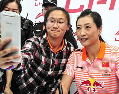 ���˹ھ����������ձ������񻥶���