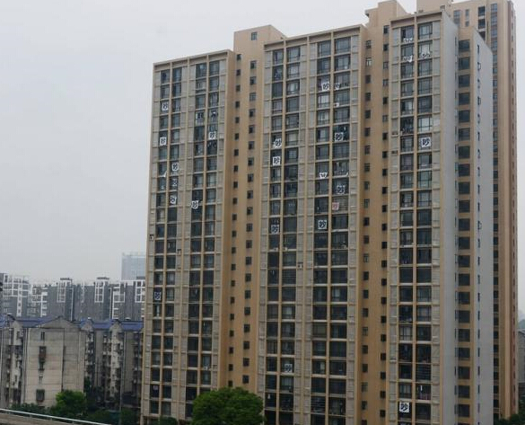 ���ϳ�ɳ�֡�������¥ ס����ҹ���ߡ�