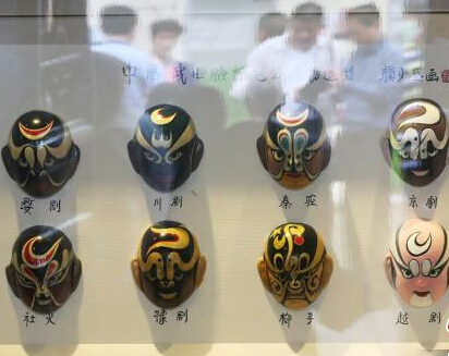 ������������չ�����Ͼ�չ�����ɡ�