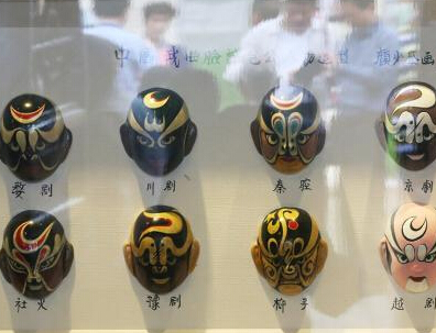 ������������չ�����Ͼ�չ�����ɡ�