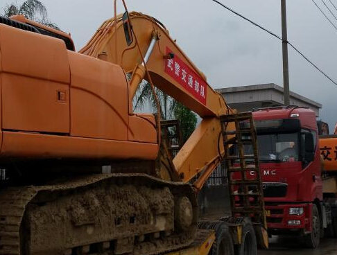 ���ͻ�еװ��ͦ������ ���������·��