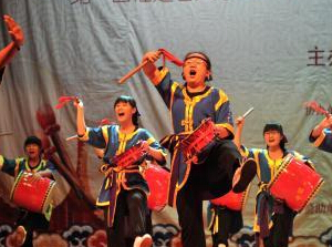 ������У�׽�̫�Ĺھ���������