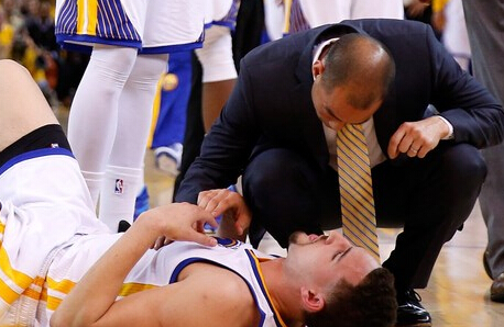 ����ɭ���𵴺�ת�۰����� ��͸¶��ʱ�ָ�ѵ����