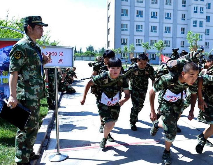 �½��߷����徺�� ��Ů�ٱ�ͬ������һ�ȸߵ͡�